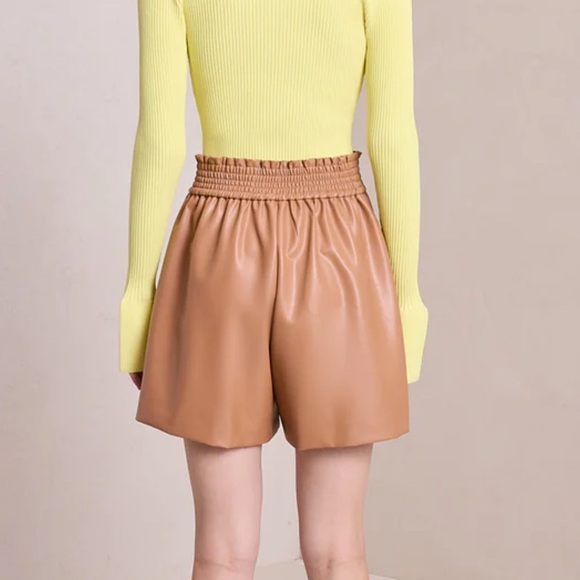 A.L.C. Kaleb Vegan Leather Short NWT size Small - Picture 3 of 10